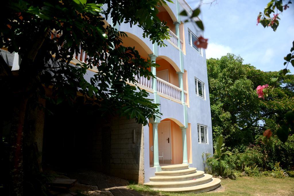 Hotel Jah Freedom Negril Exterior foto